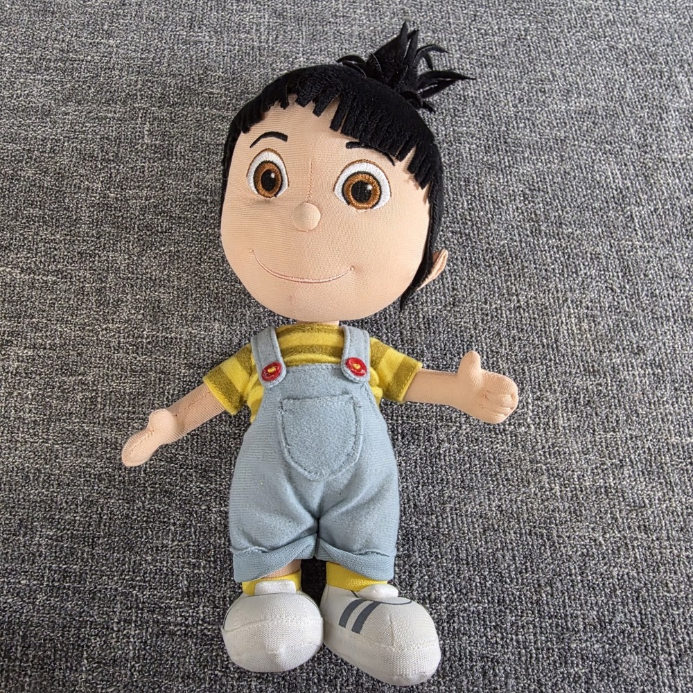 Universal Studios Despicable Me Agnes Gru Plush Stuffed Doll Toy 13"